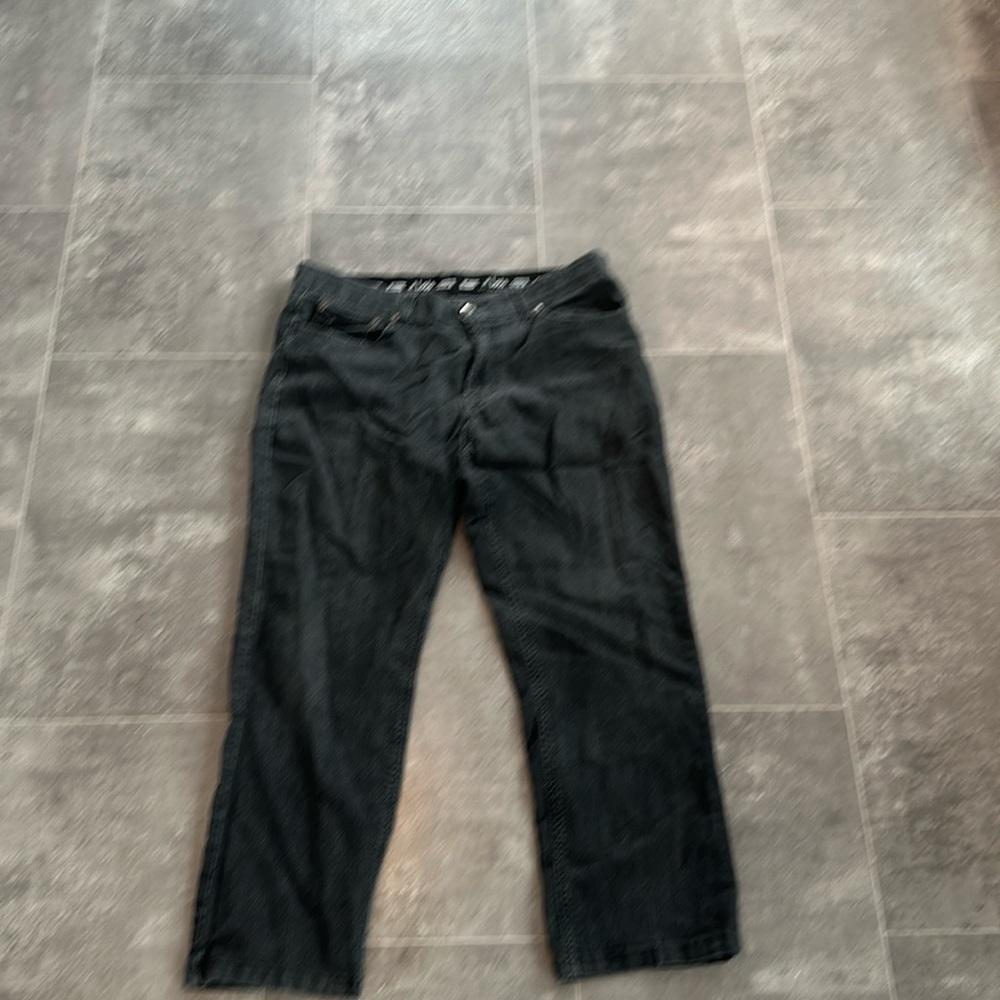 lois size 36